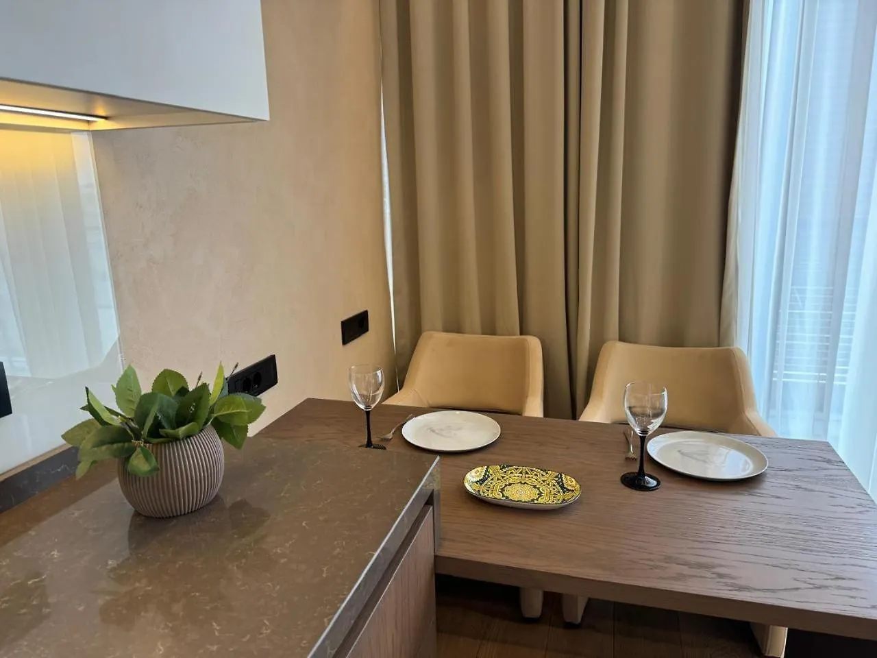 Sea Breeze White Residence Apartment Hotel バクー 0*,  アゼルバイジャン